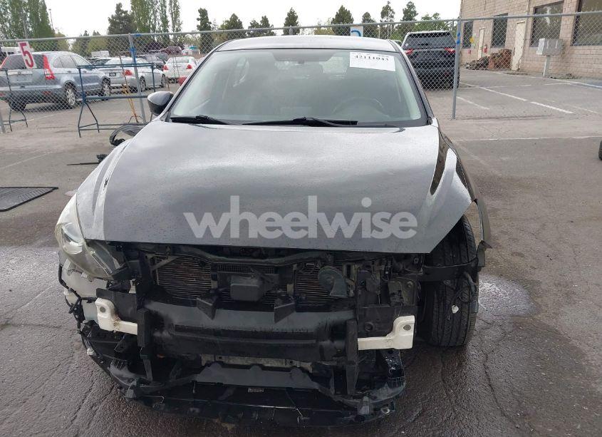 Photo 13 of 2014 Mazda Mazda3 I TOURING (VIN JM1BM1L73E1172987)