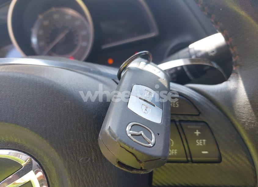 Photo 11 of 2014 Mazda Mazda3 I TOURING (VIN JM1BM1L75E1113200)