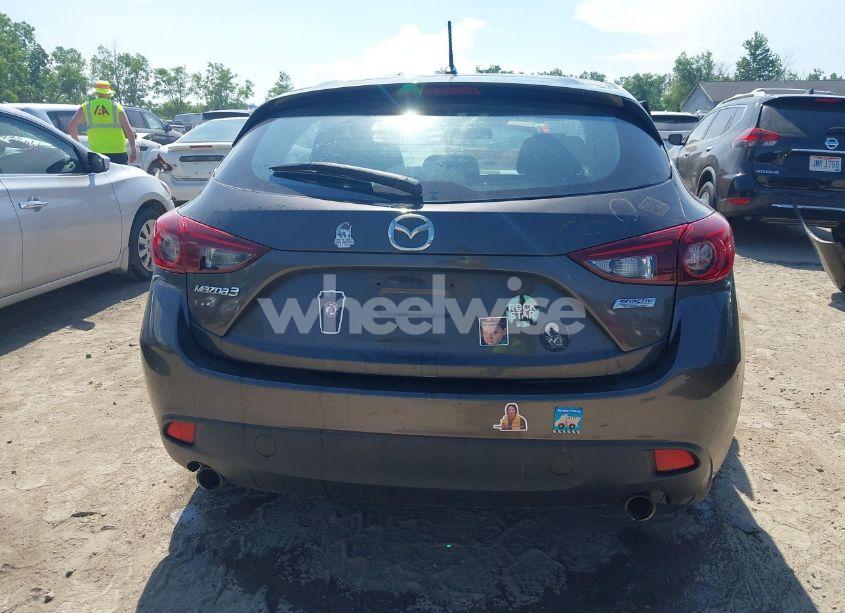 Photo 16 of 2014 Mazda Mazda3 I TOURING (VIN JM1BM1L75E1113200)