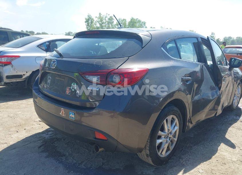 Photo 4 of 2014 Mazda Mazda3 I TOURING (VIN JM1BM1L75E1113200)