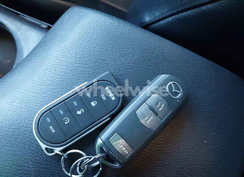 Photo 11 of 2014 Mazda Mazda3 I TOURING (VIN JM1BM1L75E1148271)