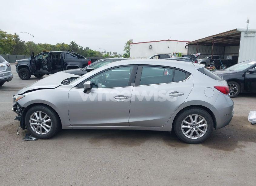 Photo 14 of 2014 Mazda Mazda3 I TOURING (VIN JM1BM1L76E1204265)