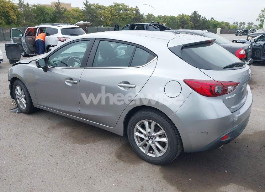 Photo 3 of 2014 Mazda Mazda3 I TOURING (VIN JM1BM1L76E1204265)