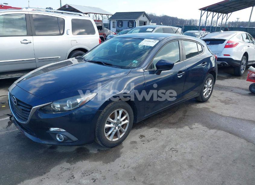 Photo 2 of 2014 Mazda Mazda3 I TOURING (VIN JM1BM1L78E1124241)