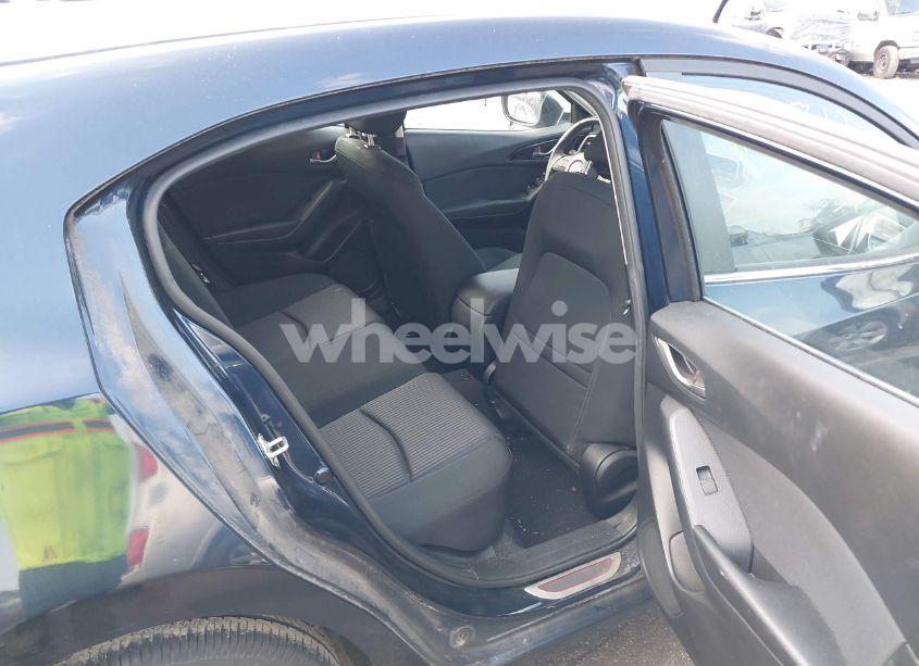Photo 8 of 2014 Mazda Mazda3 I TOURING (VIN JM1BM1L78E1124241)