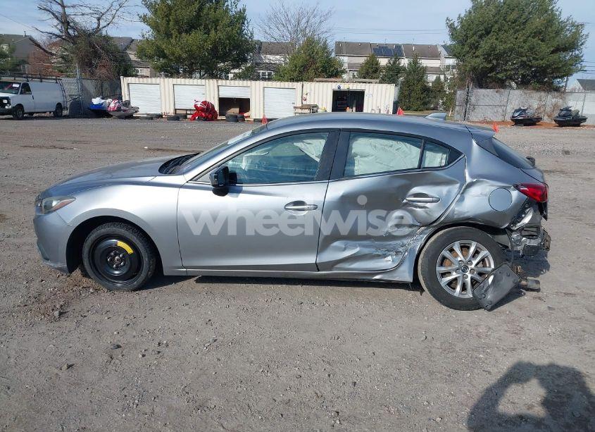 Photo 13 of 2014 Mazda Mazda3 I TOURING (VIN JM1BM1L78E1185248)