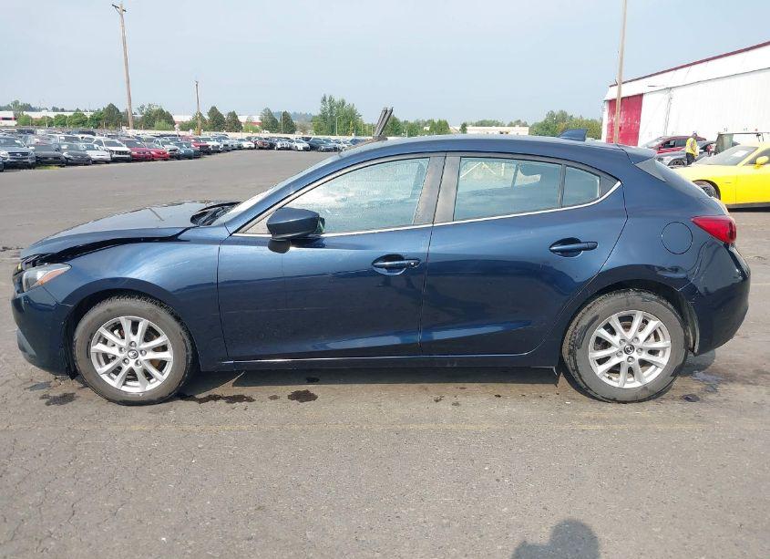 Photo 14 of 2015 Mazda Mazda3 I TOURING (VIN JM1BM1L78F1264954)