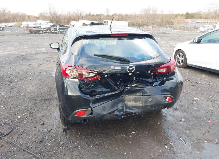 Photo 6 of 2014 Mazda Mazda3 I TOURING (VIN JM1BM1L79E1145566)