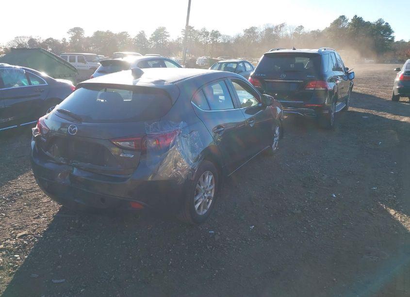 Photo 4 of 2014 Mazda Mazda3 I TOURING (VIN JM1BM1L79E1205863)