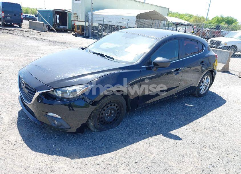 Photo 2 of 2015 Mazda Mazda3 I TOURING (VIN JM1BM1L79F1260427)