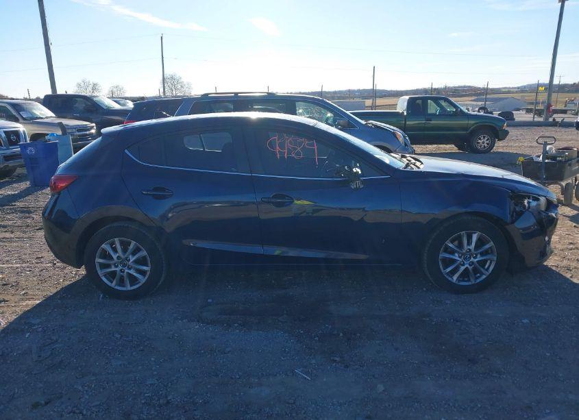 Photo 13 of 2015 Mazda Mazda3 I TOURING (VIN JM1BM1L79F1268012)