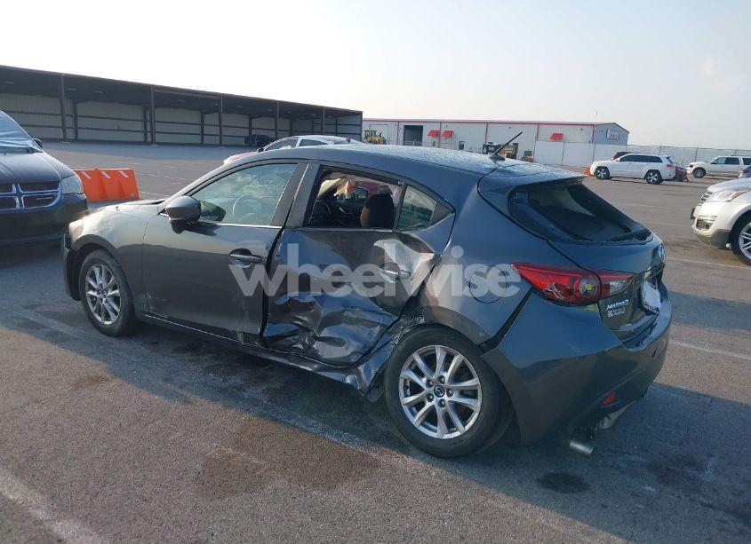 Photo 3 of 2016 Mazda Mazda3 I TOURING (VIN JM1BM1L79G1355068)