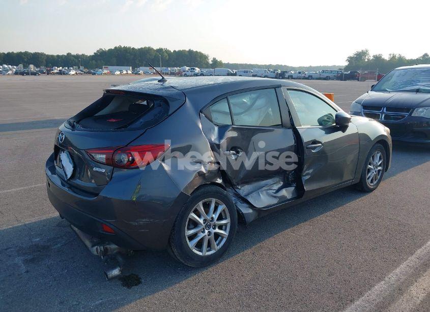 Photo 4 of 2016 Mazda Mazda3 I TOURING (VIN JM1BM1L79G1355068)