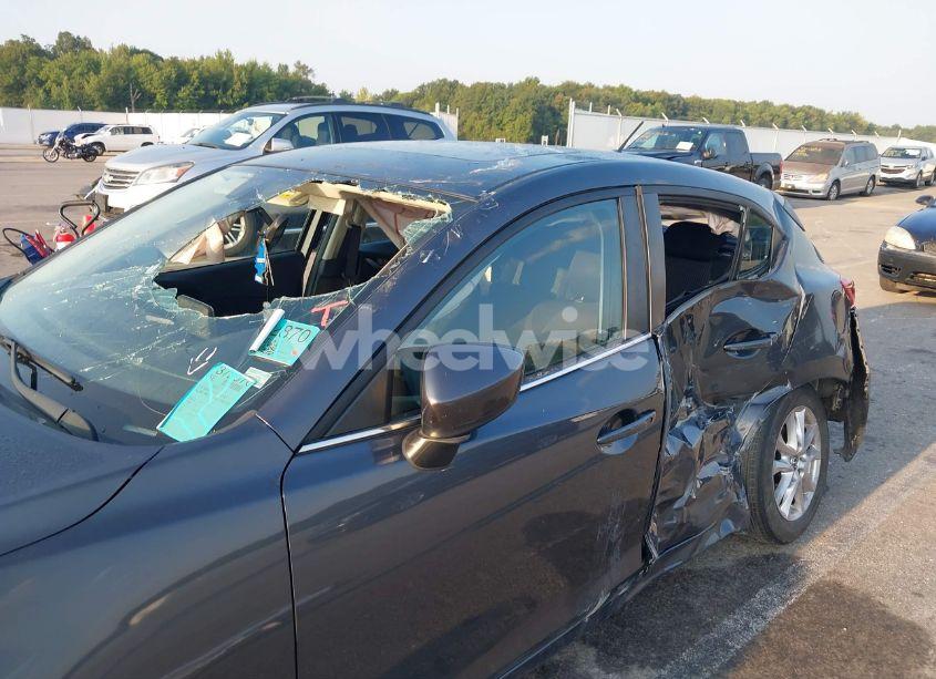 Photo 6 of 2016 Mazda Mazda3 I TOURING (VIN JM1BM1L79G1355068)