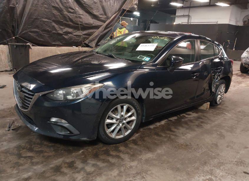 Photo 2 of 2014 Mazda Mazda3 I TOURING (VIN JM1BM1L7XE1182156)