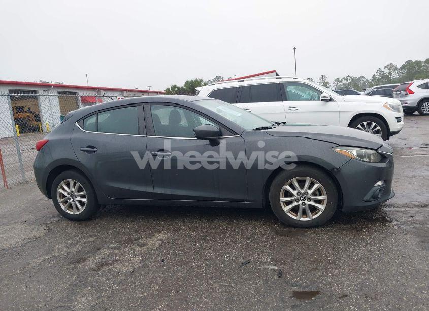 Photo 13 of 2016 Mazda Mazda3 I TOURING (VIN JM1BM1L7XG1290179)