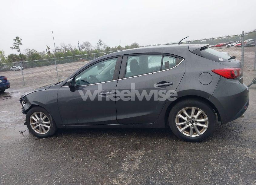 Photo 14 of 2016 Mazda Mazda3 I TOURING (VIN JM1BM1L7XG1290179)