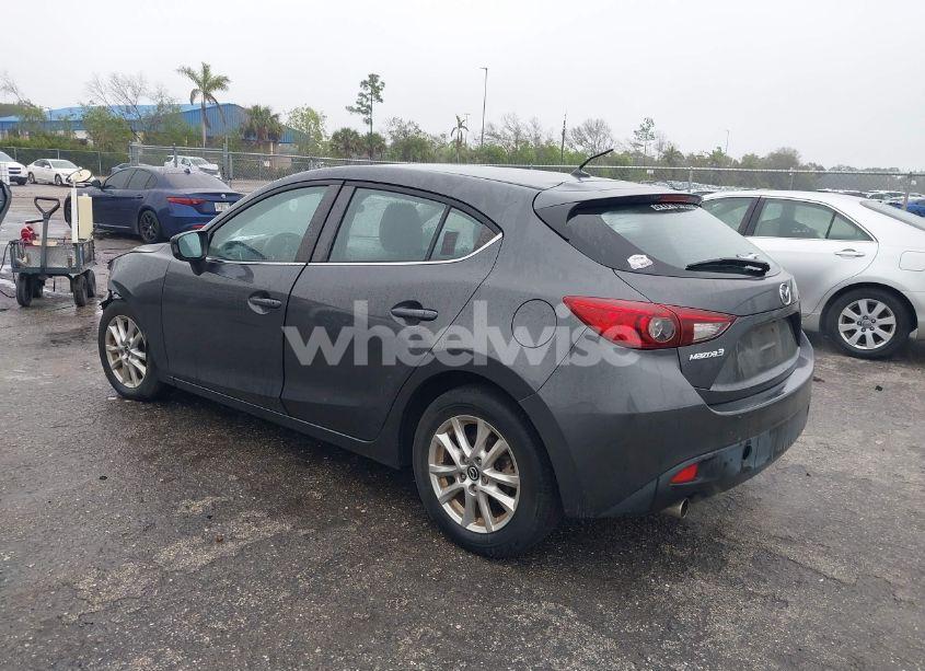 Photo 3 of 2016 Mazda Mazda3 I TOURING (VIN JM1BM1L7XG1290179)