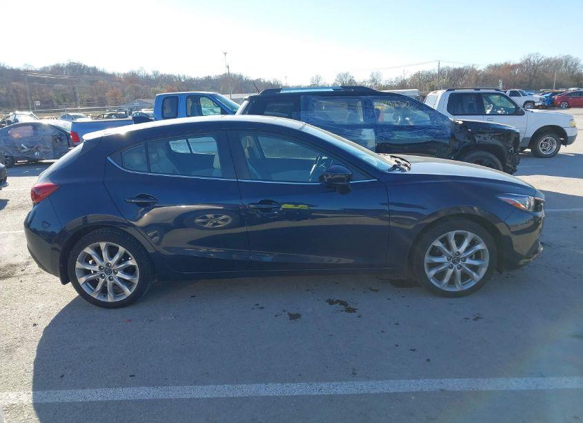 Photo 13 of 2015 Mazda Mazda3 S GRAND TOURING (VIN JM1BM1M30F1253698)