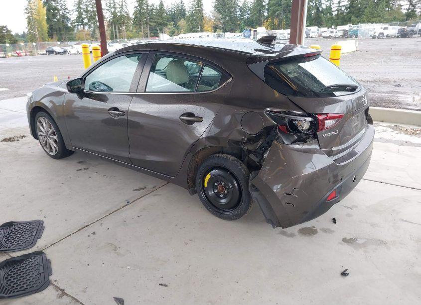 Photo 3 of 2014 Mazda Mazda3 S GRAND TOURING (VIN JM1BM1M32E1209118)