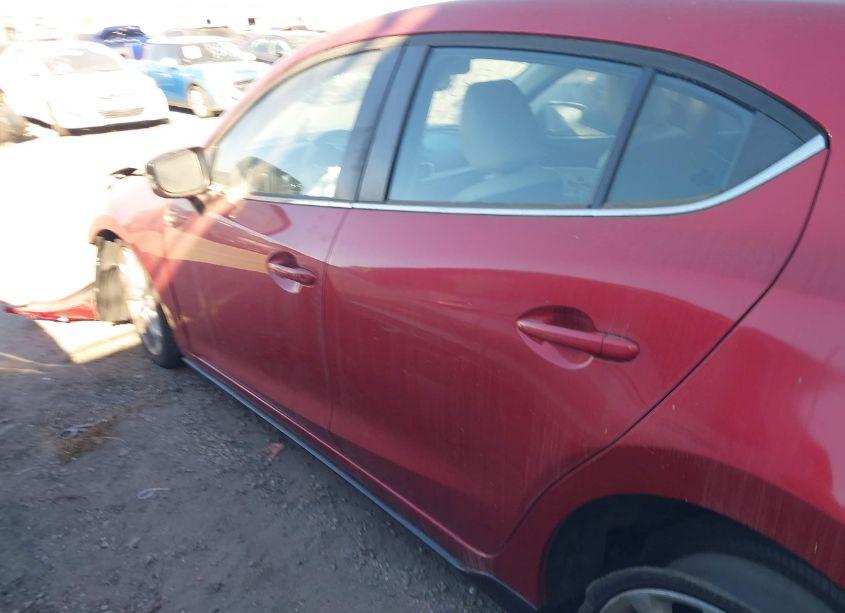 Photo 14 of 2015 Mazda Mazda3 S GRAND TOURING (VIN JM1BM1M32F1227460)