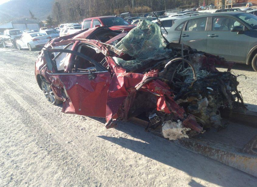 2014 Mazda Mazda3 S GRAND TOURING (VIN JM1BM1M35E1216841) main photo