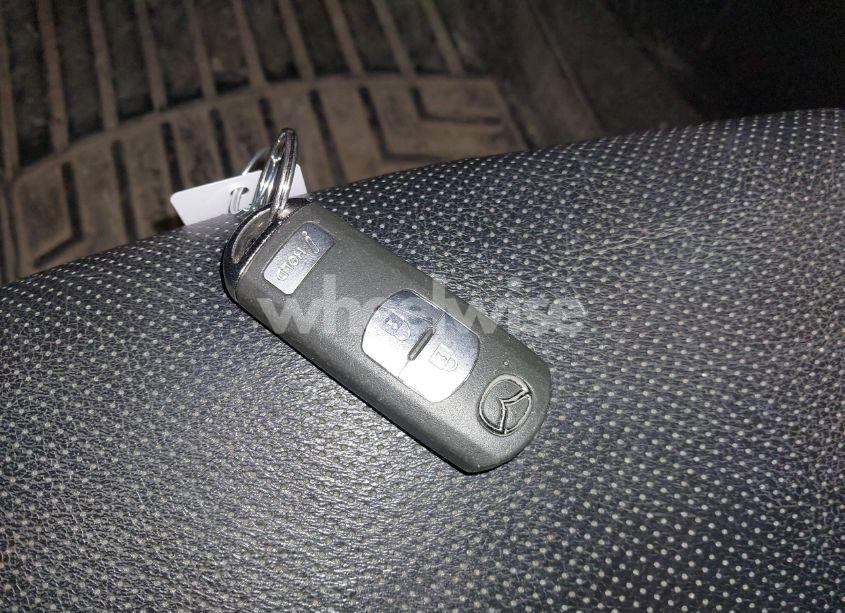 Photo 11 of 2015 Mazda Mazda3 S GRAND TOURING (VIN JM1BM1M35F1233107)