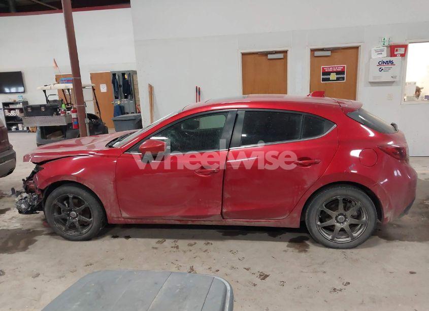 Photo 14 of 2015 Mazda Mazda3 S GRAND TOURING (VIN JM1BM1M35F1233107)