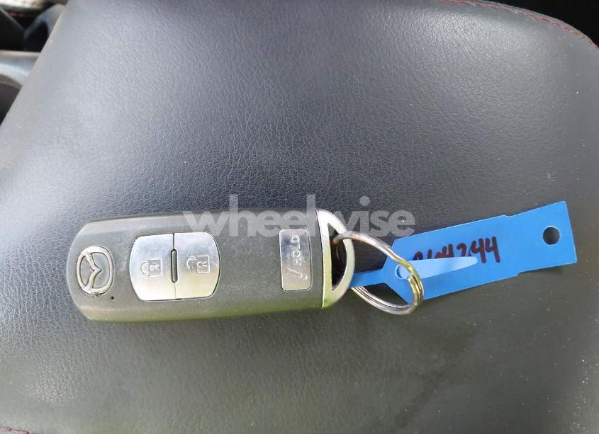 Photo 11 of 2015 Mazda Mazda3 S GRAND TOURING (VIN JM1BM1M35F1264244)