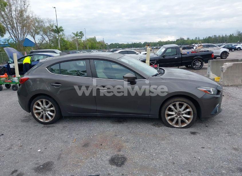 Photo 13 of 2015 Mazda Mazda3 S GRAND TOURING (VIN JM1BM1M35F1264244)