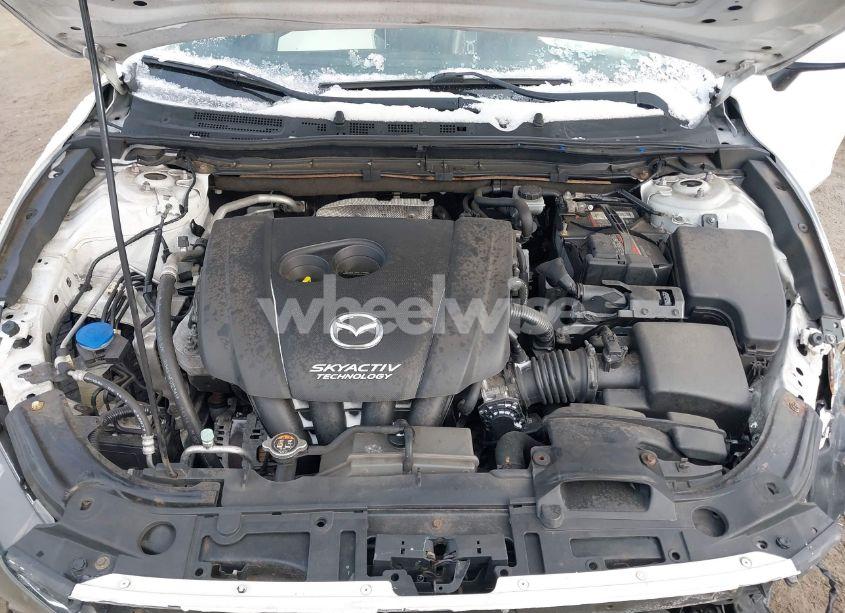 Photo 10 of 2014 Mazda Mazda3 S GRAND TOURING (VIN JM1BM1M37E1190047)