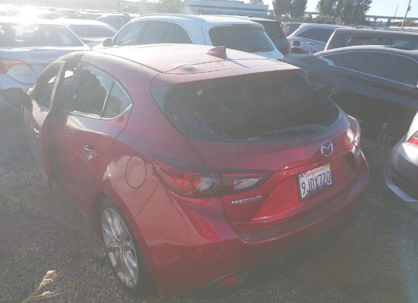 Photo 3 of 2016 Mazda Mazda3 S TOURING (VIN JM1BM1M37G1331279)