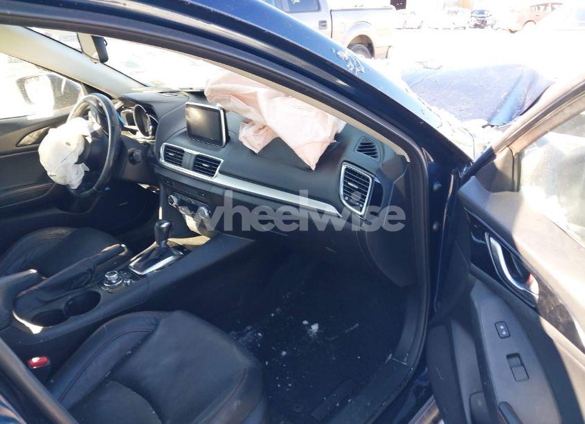 Photo 5 of 2014 Mazda Mazda3 S GRAND TOURING (VIN JM1BM1M3XE1121997)