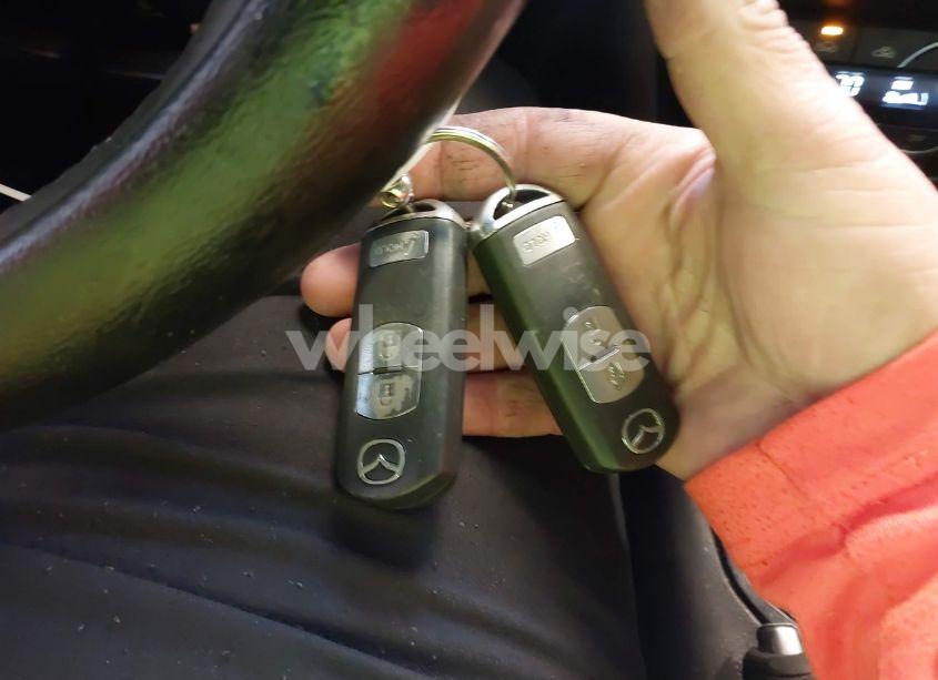 Photo 11 of 2015 Mazda Mazda3 I GRAND TOURING (VIN JM1BM1M70F1222597)