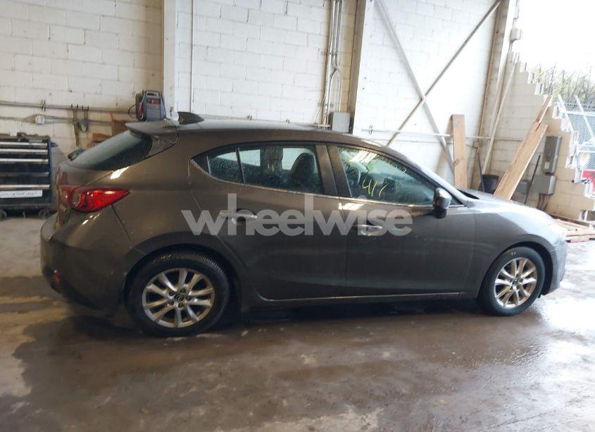 Photo 13 of 2015 Mazda Mazda3 I GRAND TOURING (VIN JM1BM1M70F1222597)