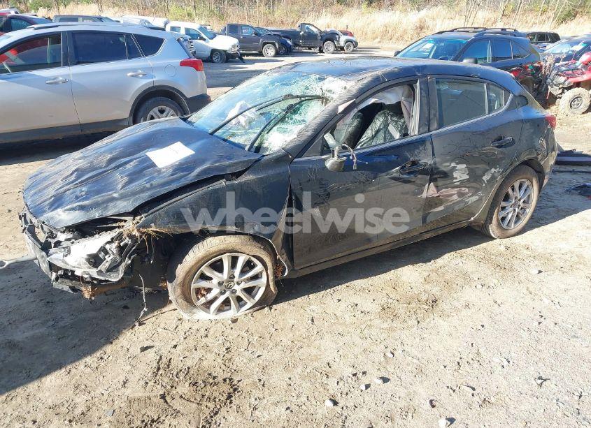 Photo 2 of 2015 Mazda Mazda3 I GRAND TOURING (VIN JM1BM1M70F1234359)