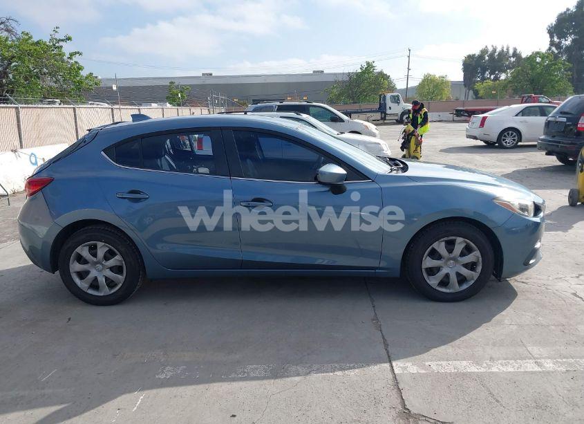 Photo 14 of 2014 Mazda Mazda3 I GRAND TOURING (VIN JM1BM1M72E1201071)