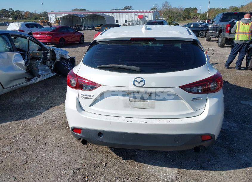 Photo 16 of 2014 Mazda Mazda3 I GRAND TOURING (VIN JM1BM1M73E1135100)