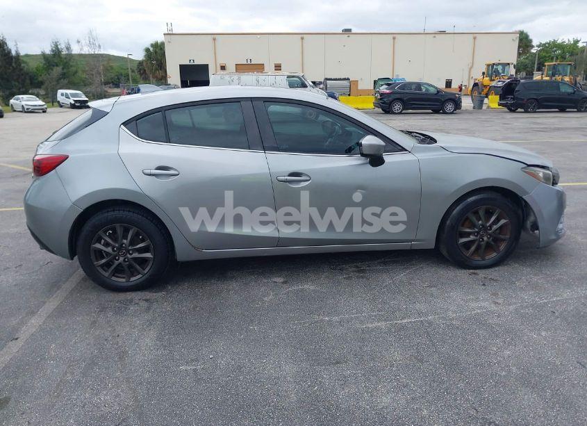 Photo 13 of 2014 Mazda Mazda3 I GRAND TOURING (VIN JM1BM1M73E1216596)