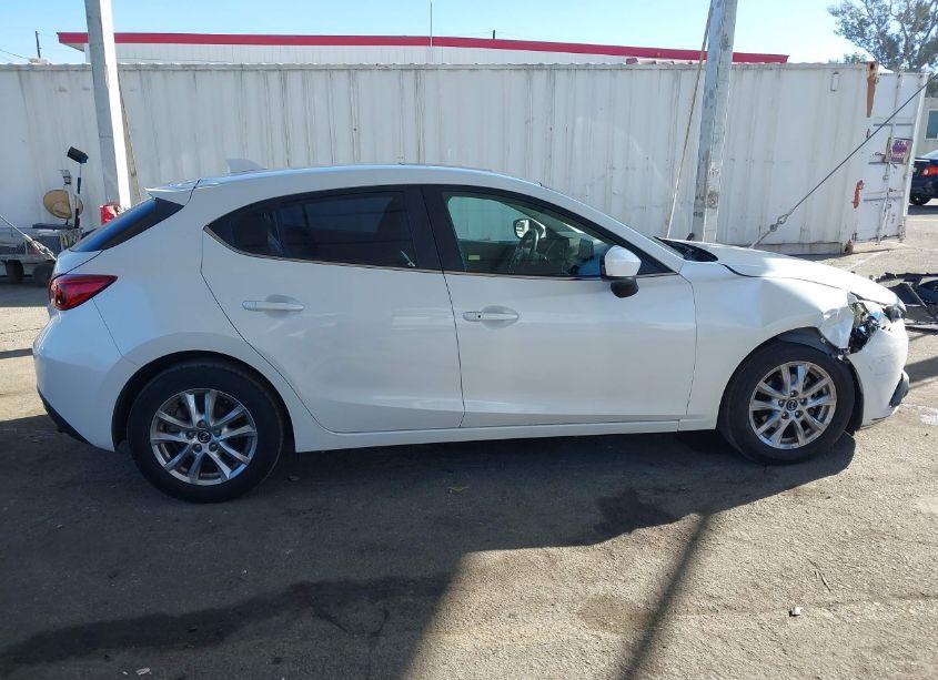Photo 13 of 2015 Mazda Mazda3 I GRAND TOURING (VIN JM1BM1M73F1223923)