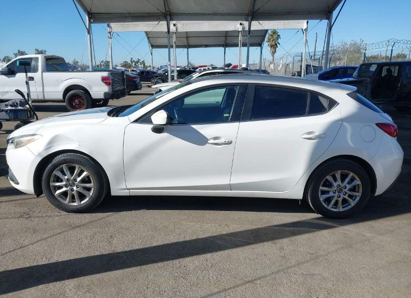 Photo 14 of 2015 Mazda Mazda3 I GRAND TOURING (VIN JM1BM1M73F1223923)