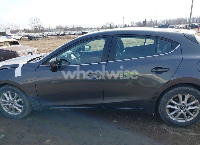 Photo 14 of 2014 Mazda Mazda3 I GRAND TOURING (VIN JM1BM1M74E1212699)