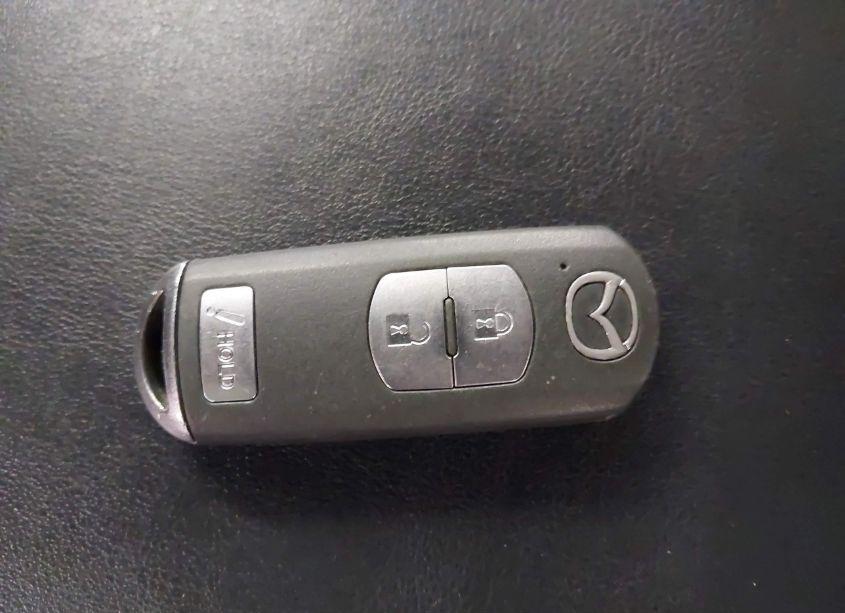 Photo 11 of 2015 Mazda Mazda3 I GRAND TOURING (VIN JM1BM1M75F1237726)