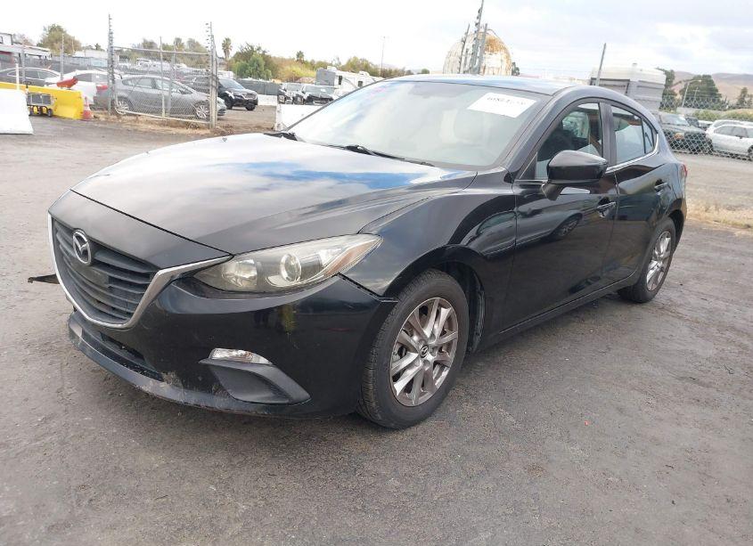 Photo 2 of 2014 Mazda Mazda3 I GRAND TOURING (VIN JM1BM1M78E1109401)
