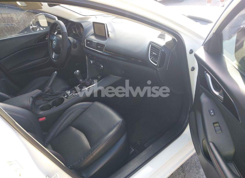 Photo 5 of 2014 Mazda Mazda3 I GRAND TOURING (VIN JM1BM1M79E1136008)