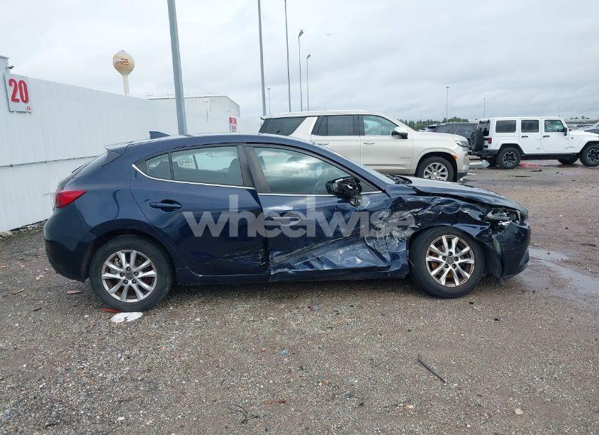 Photo 14 of 2016 Mazda Mazda3 I GRAND TOURING (VIN JM1BM1N7XG1326093)