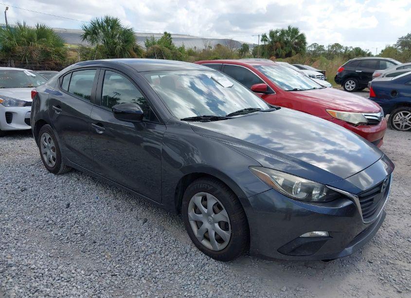2014 Mazda Mazda3 I SV (VIN JM1BM1T70E1125772) main photo