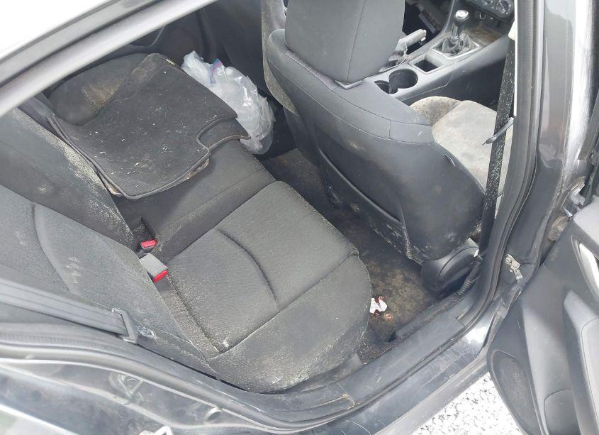 Photo 8 of 2014 Mazda Mazda3 I SV (VIN JM1BM1T70E1125772)