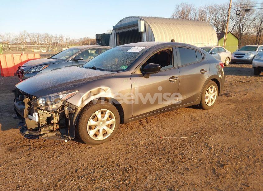 Photo 2 of 2015 Mazda Mazda3 I SV (VIN JM1BM1T71F1234498)