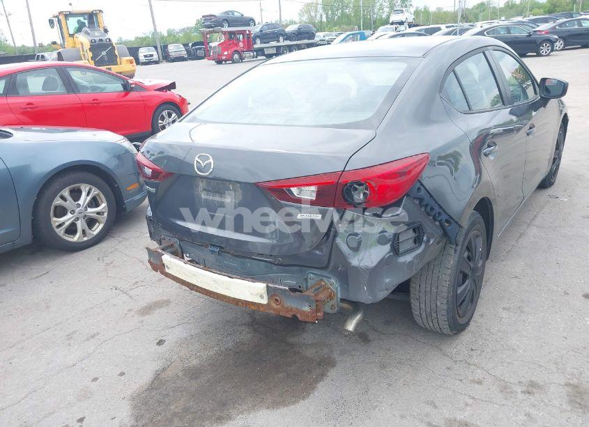 Photo 6 of 2014 Mazda Mazda3 I SV (VIN JM1BM1T72E1149166)
